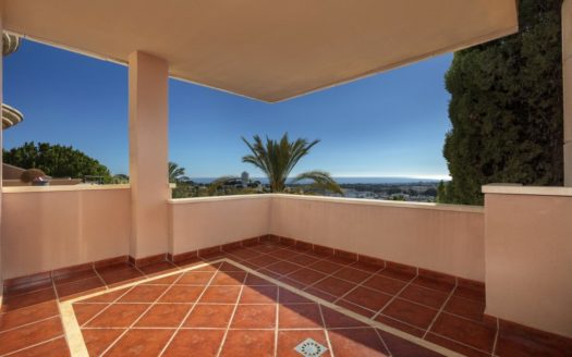2 bedrooms Apartment in Nueva Andalucia