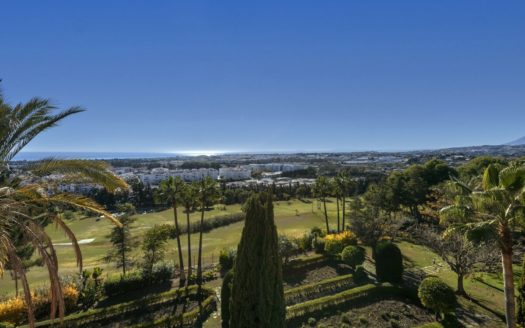 2 bedrooms Apartment in Nueva Andalucia