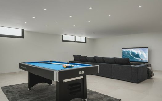 Villa de 6 dormitorios en Nueva Andalucia