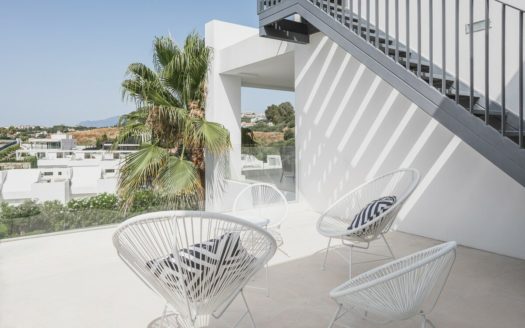Villa de 6 dormitorios en Nueva Andalucia