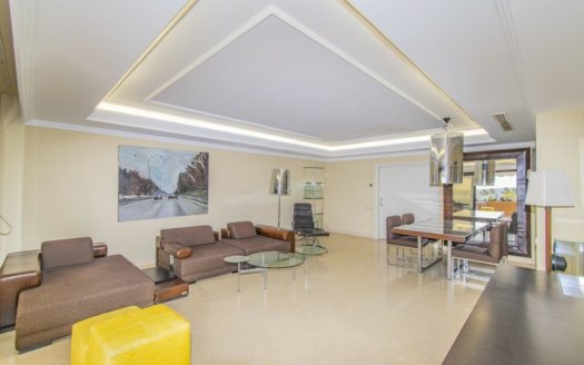 3 bedrooms Apartment in Nueva Milla de Oro