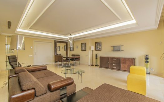 3 bedrooms Apartment in Nueva Milla de Oro