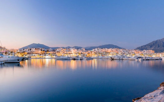 5 bedrooms Villa in Benahavis