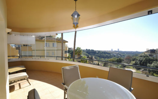 Apartamento de 2 dormitorios en Elviria Hills