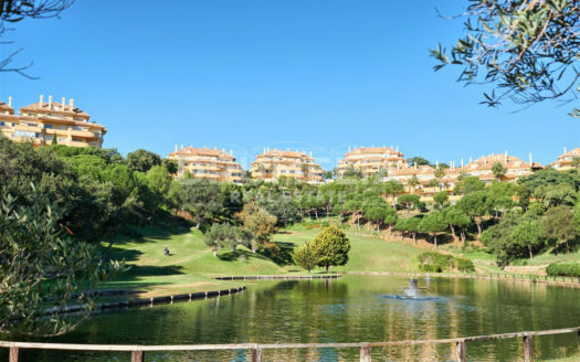 Apartamento de 2 dormitorios en Elviria Hills