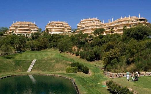 Apartamento de 2 dormitorios en Elviria Hills