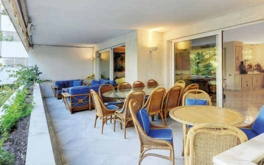 Apartamento de 5 dormitorios en Don Gonzalo