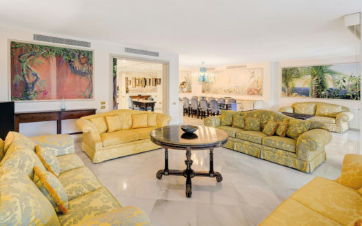 Apartamento de 5 dormitorios en Don Gonzalo