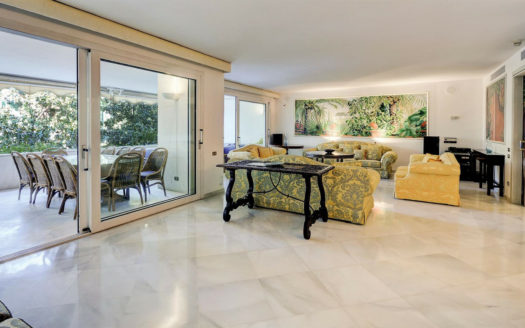 Apartamento de 5 dormitorios en Don Gonzalo