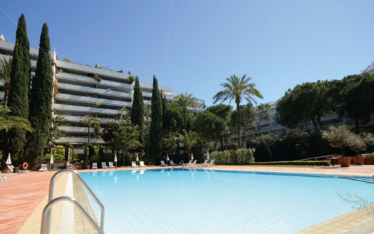 Apartamento de 5 dormitorios en Don Gonzalo