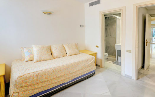 Apartamento de 5 dormitorios en Don Gonzalo