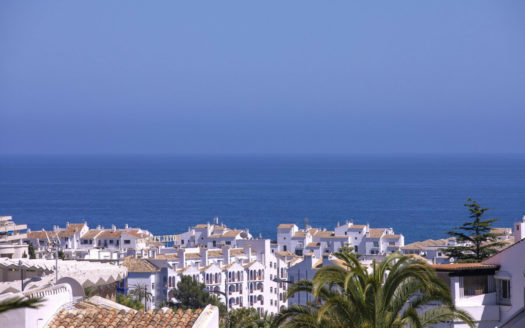 Apartamento de 3 dormitorios en Nueva Andalucia