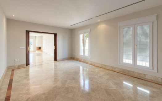 Villa de 5 dormitorios en Santa Clara Golf