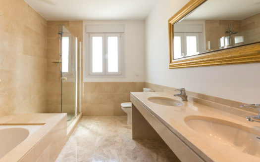 Villa de 5 dormitorios en Santa Clara Golf