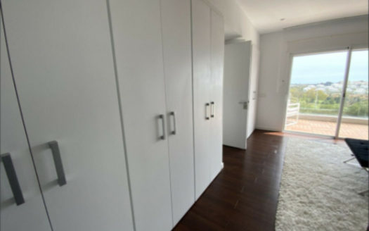 Villa de 4 dormitorios en Benahavis