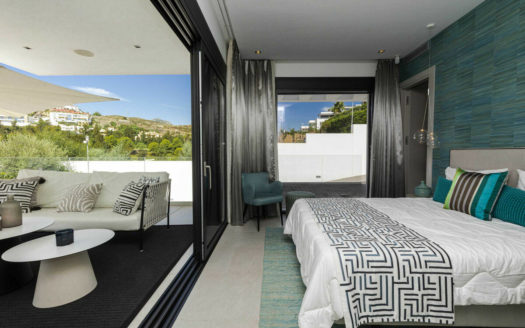 Villa de 5 dormitorios en Benahavis