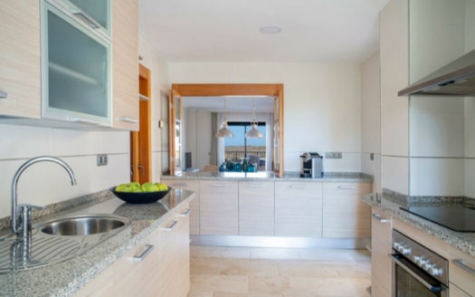 2 bedrooms Apartment in Benahavis