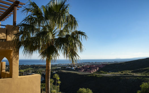 2 bedrooms Apartment in Benahavis