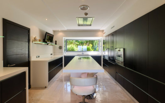 5 bedrooms Villa in Benahavis