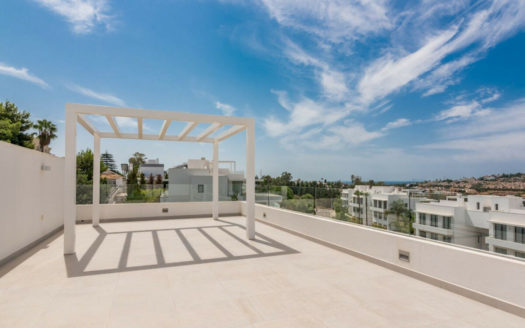 3 bedrooms Apartment in Benahavis