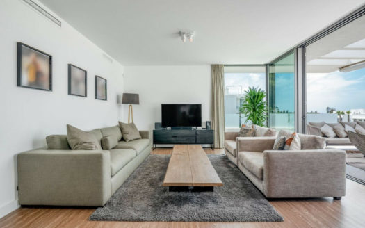 3 bedrooms Apartment in Benahavis