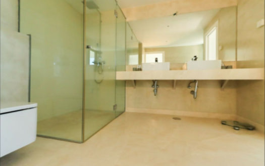 6 bedrooms Villa in Benahavis