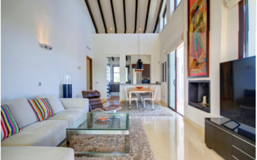 3 bedrooms Apartment in Benahavis