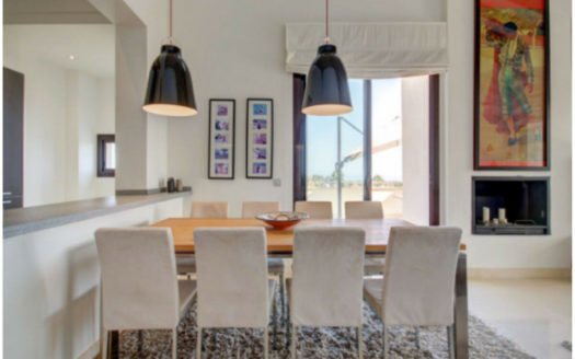 3 bedrooms Apartment in Benahavis
