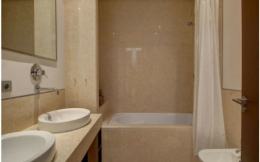 3 bedrooms Apartment in Benahavis