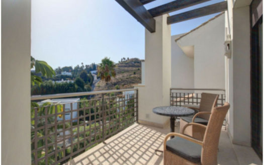 3 bedrooms Apartment in Benahavis