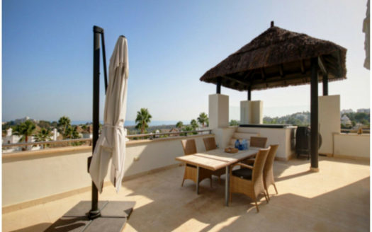 3 bedrooms Apartment in Benahavis