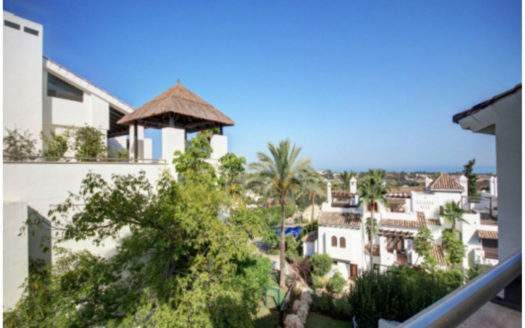 3 bedrooms Apartment in Benahavis