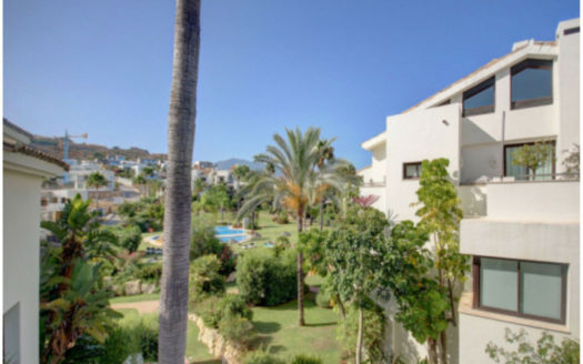 3 bedrooms Apartment in Benahavis