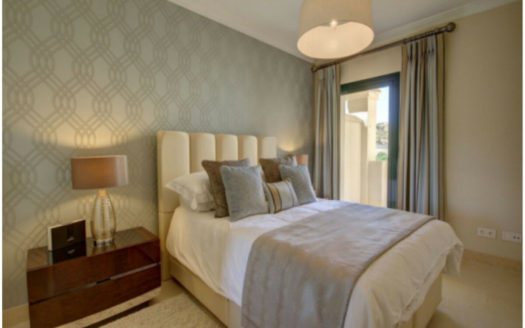 2 bedrooms Apartment in Benahavis