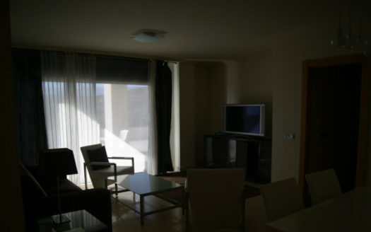 Apartamento de 3 dormitorios en  Benahavis