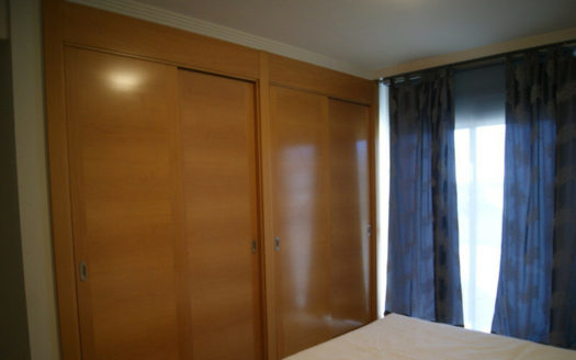 Apartamento de 3 dormitorios en  Benahavis