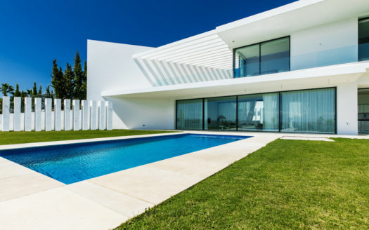 Villa de 5 dormitorios en  Benahavis