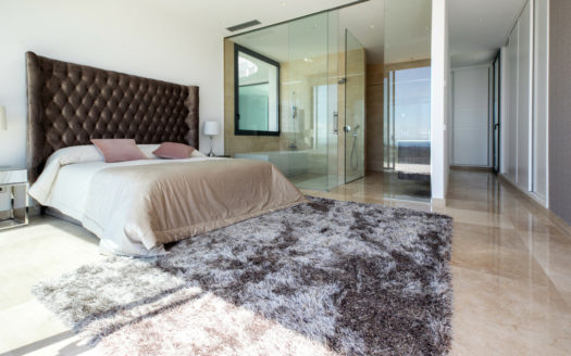 Villa de 5 dormitorios en  Benahavis