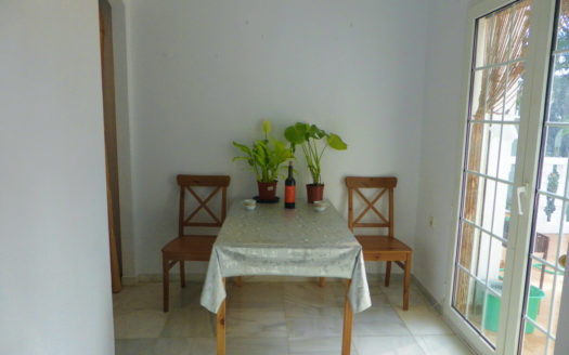 Villa de 6 dormitorios en Nueva Andalucia