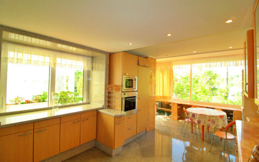 Ático de 4 dormitorios en Nueva Andalucia