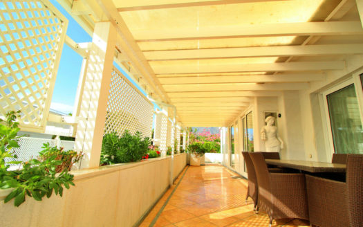 Ático de 4 dormitorios en Nueva Andalucia