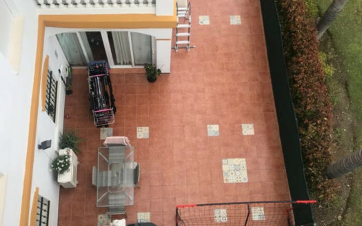 Apartamento de 2 dormitorios en Nueva Andalucia