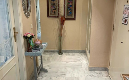 Apartamento de 2 dormitorios en Nueva Andalucia