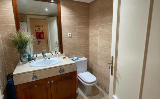 Apartamento de 2 dormitorios en Nueva Andalucia