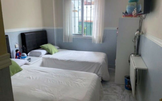 Apartamento de 2 dormitorios en Nueva Andalucia