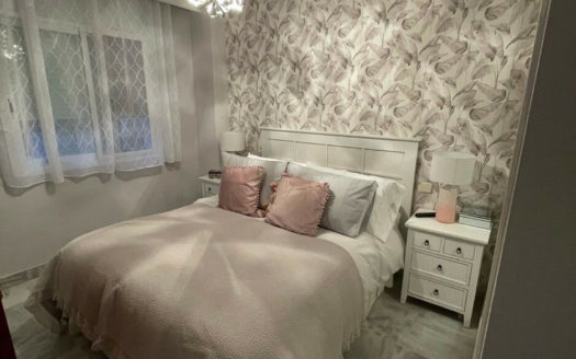Apartamento de 2 dormitorios en Nueva Andalucia
