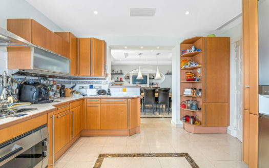 4 bedrooms Penthouse in Aloha Park