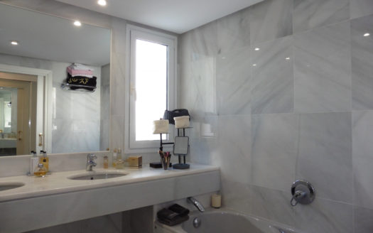 Apartamento de 4 dormitorios en Los Granados Golf