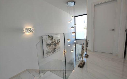 Villa de 5 dormitorios en Calahonda