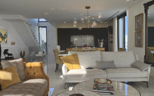 Villa de 5 dormitorios en Calahonda